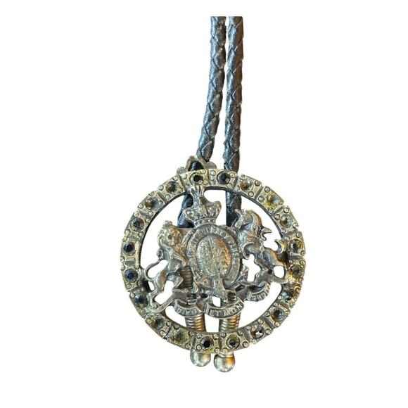 Vintage British Coat of Arms Bolo Tie – Punk Royalty Statement Piece - Picture 1 of 5